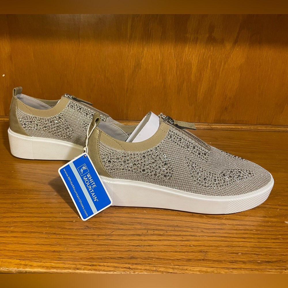 White Mountain Darcy rhinestone zipper sneaker, size 8.5